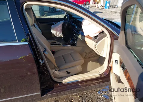 2012 Mercedes-Benz C 350 Sport из США, поврежденный, VIN WDDGF5HB3CR213062